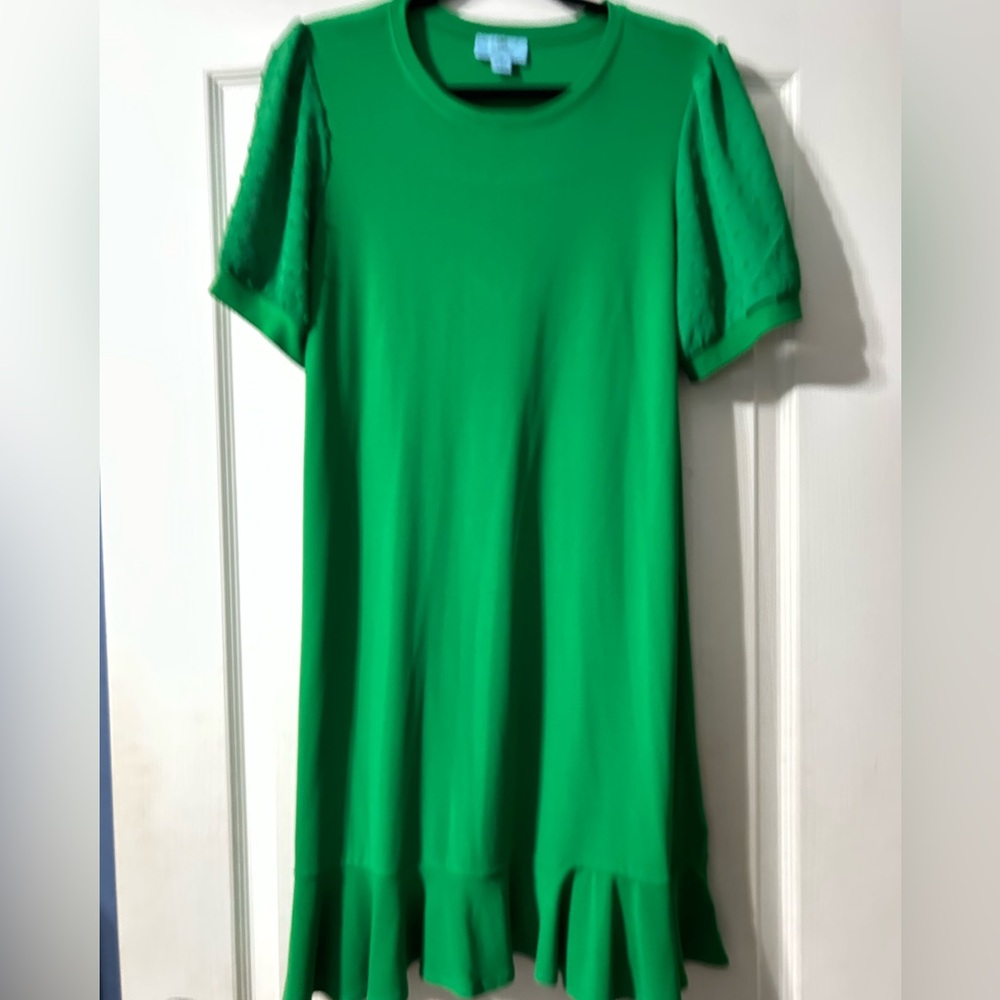CeCe Kelly Green Crewneck Short Sleeve Top